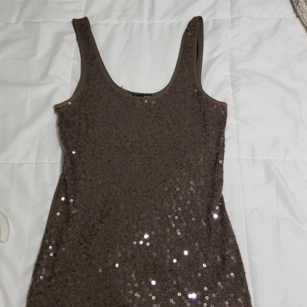 Simple sequin tank